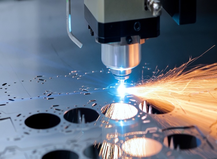 Lavorazione a 5 assi per strutture ergonomiche complesse e tolleranza a livello micron