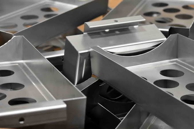 Choosing the Right Strategy of Stamping vs. Machining for High-Volume Metal Parts