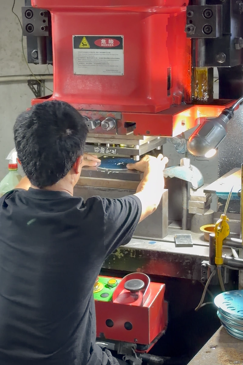 Officina per centri di lavoro di foratura — Stabilimento Rejin CNC