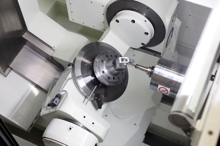 Rejin realizza lavorazioni CNC per componenti scalabili di dispositivi di intelligenza artificiale.
