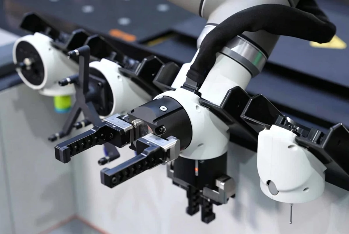 Custom CNC Machining for Automation End-Effectors and Grippers